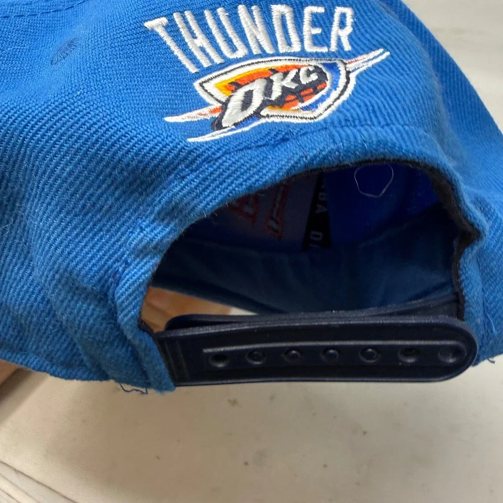 Adidas Oklahoma City Thunder NBA Snapback Hat Blue Navy Flat Brim One Size OSFM